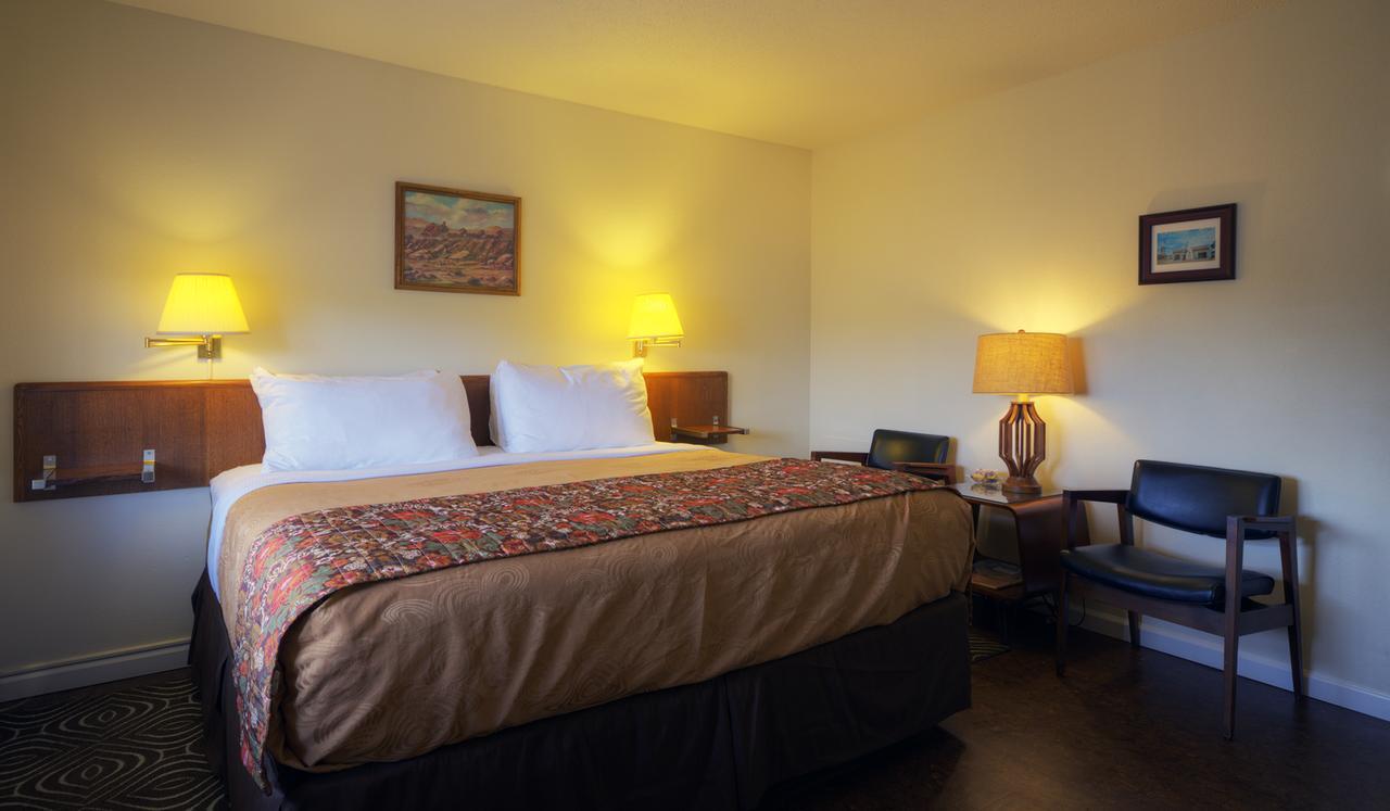 Roadrunner Lodge Motel 투컴캐리 외부 사진