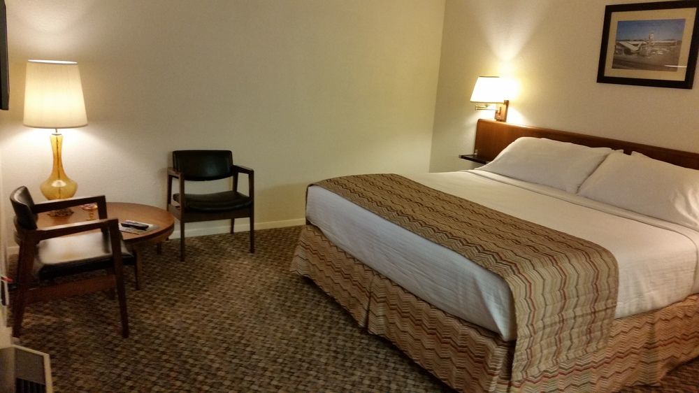 Roadrunner Lodge Motel 투컴캐리 외부 사진